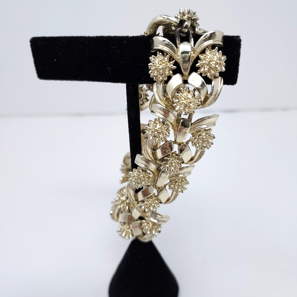 Vintage Pegasus Coro Panel Bracelet Light Gold Tone Signed 3/4" x 7" MCM 1950s